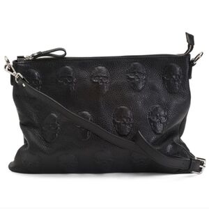 🔹️ IO Pelle🔹️ Italian Leather Skull Crossbody black Handbag ✨️🖤